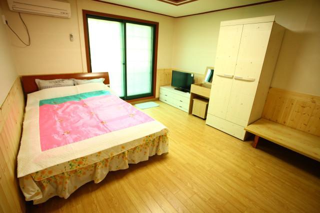 Bluesky Pension Pocheon Bagian luar foto