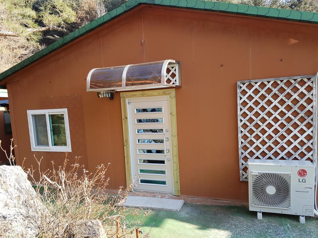 Bluesky Pension Pocheon Bagian luar foto