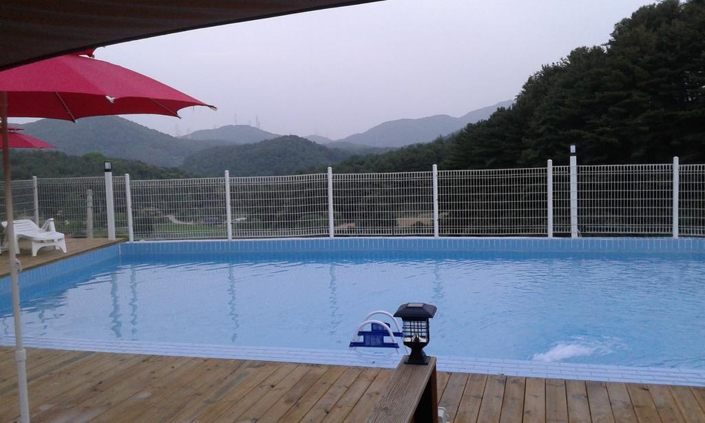 Bluesky Pension Pocheon Bagian luar foto